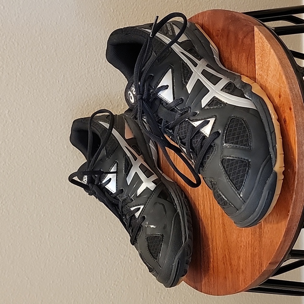 ASICS GEL-TACTIC WOMENS VOLLEYBALL SHOOES